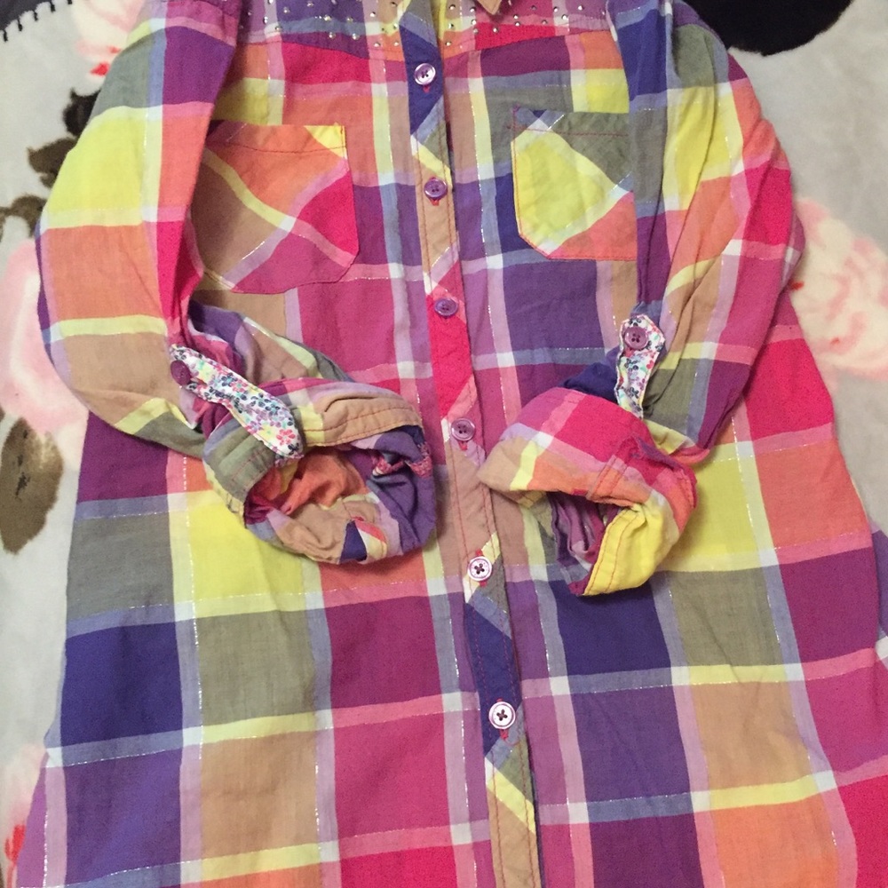 Multicolored Studded Button-Up - Picture 4 of 6